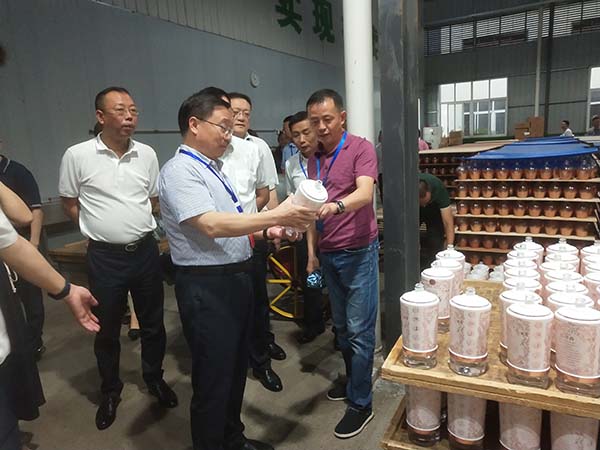 歡迎市政府領導蒞臨我司視察指導工作