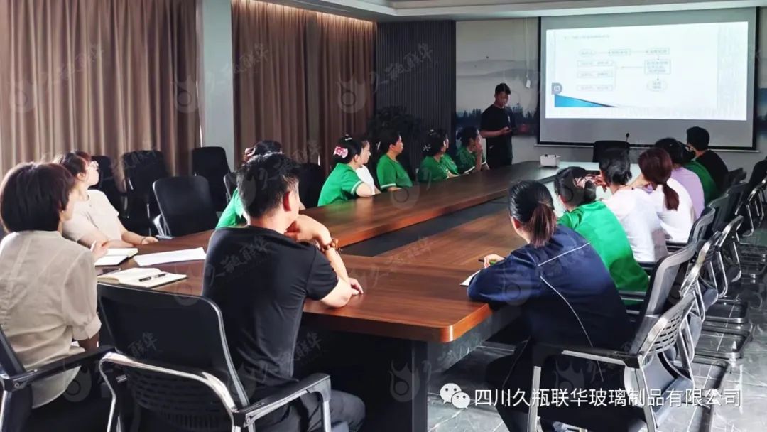 熱烈歡迎董酒駐廠質檢人員來我司召開質檢見面會